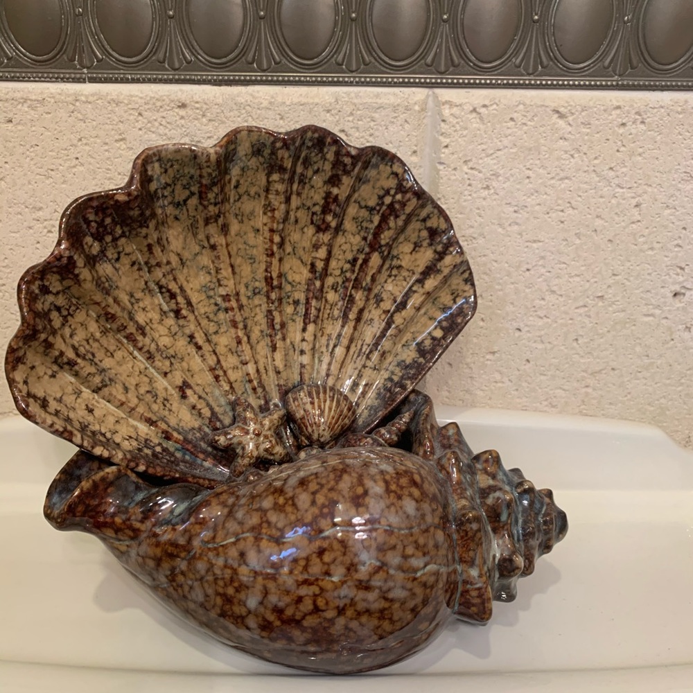 Ceramic Decorative 2 piece Shell